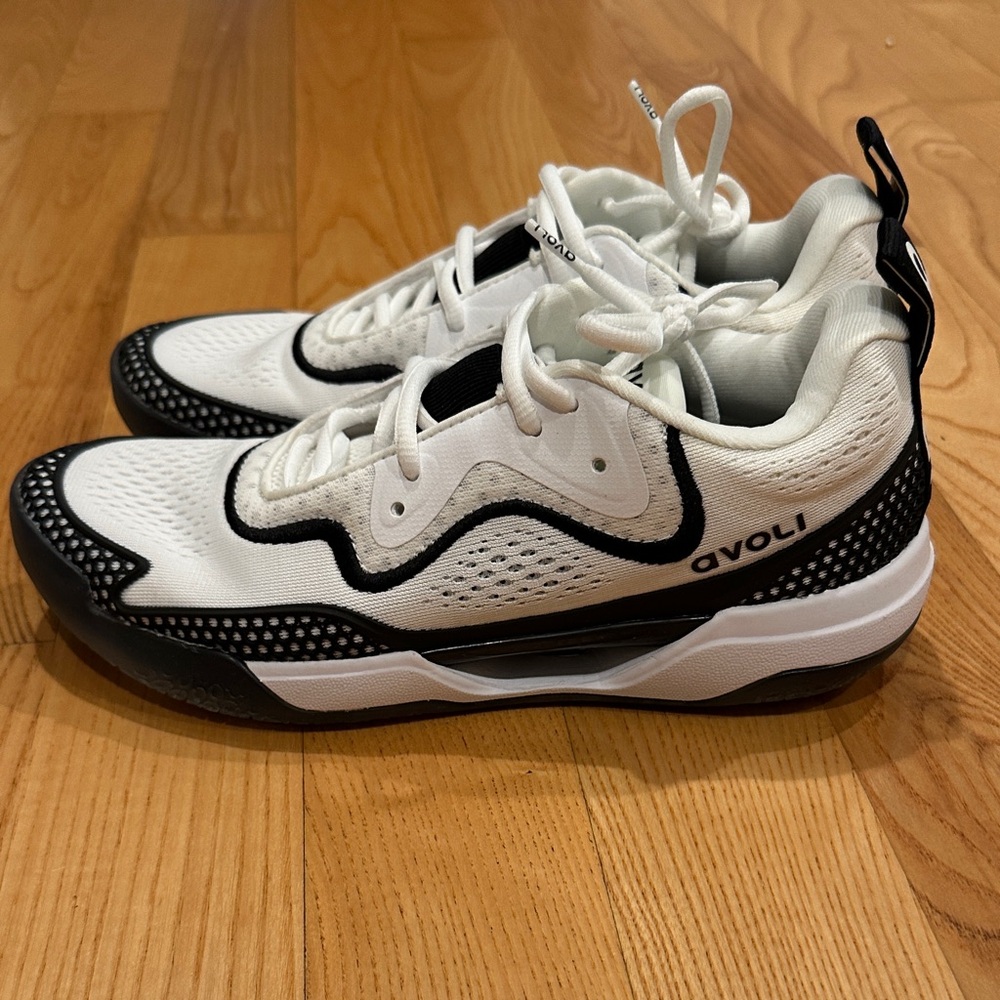 Avoli Vol 1 Volleyball Shoes Brand New